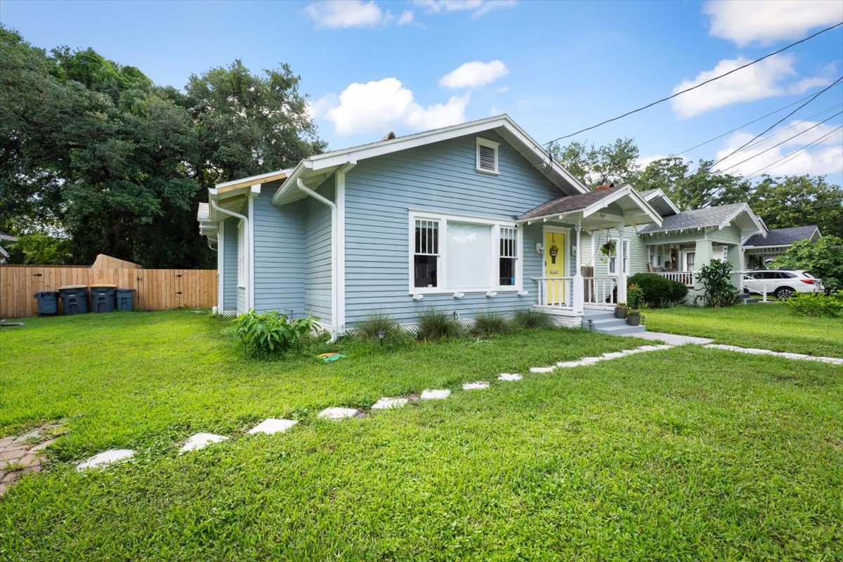 Property thumbnail image