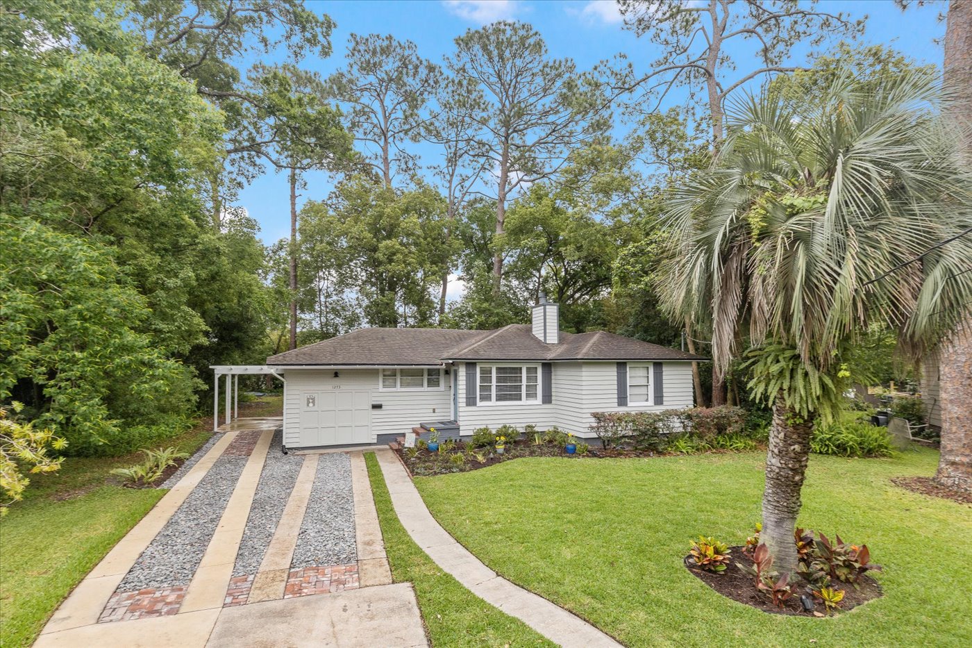 1273 Lechlade Circle