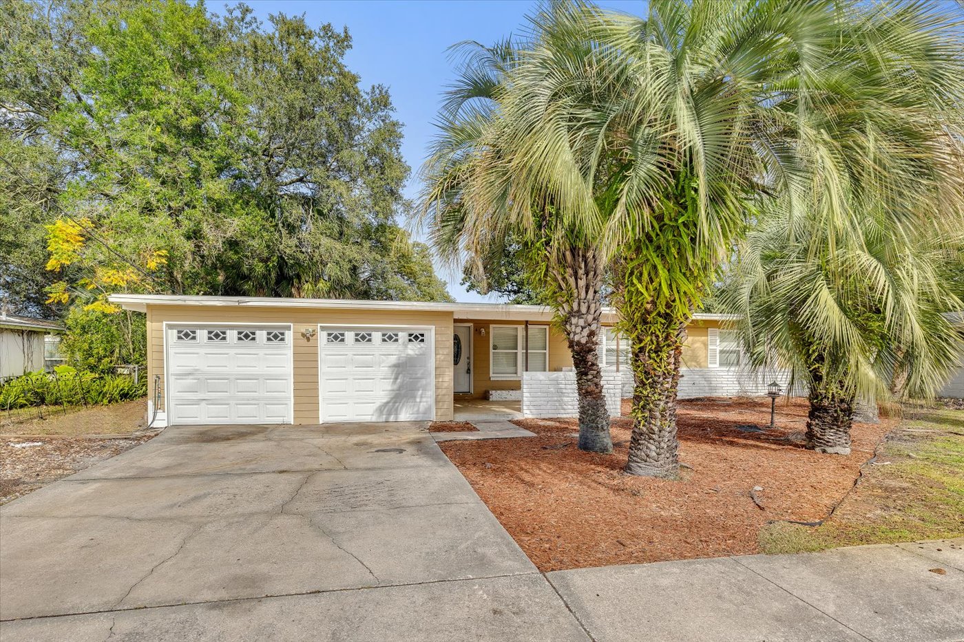 6643 Greenfern Lane