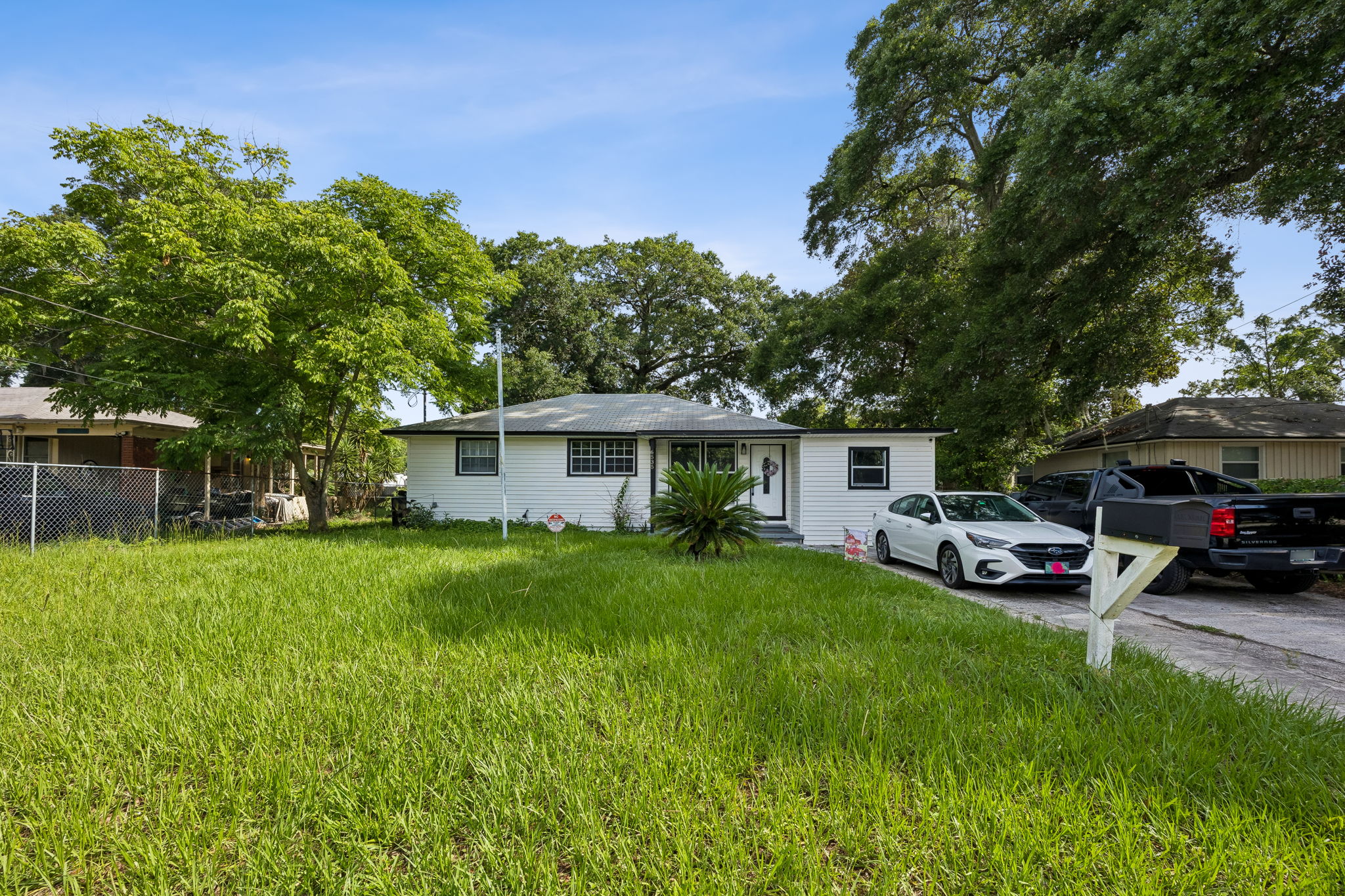 6535 Brandemere Road North