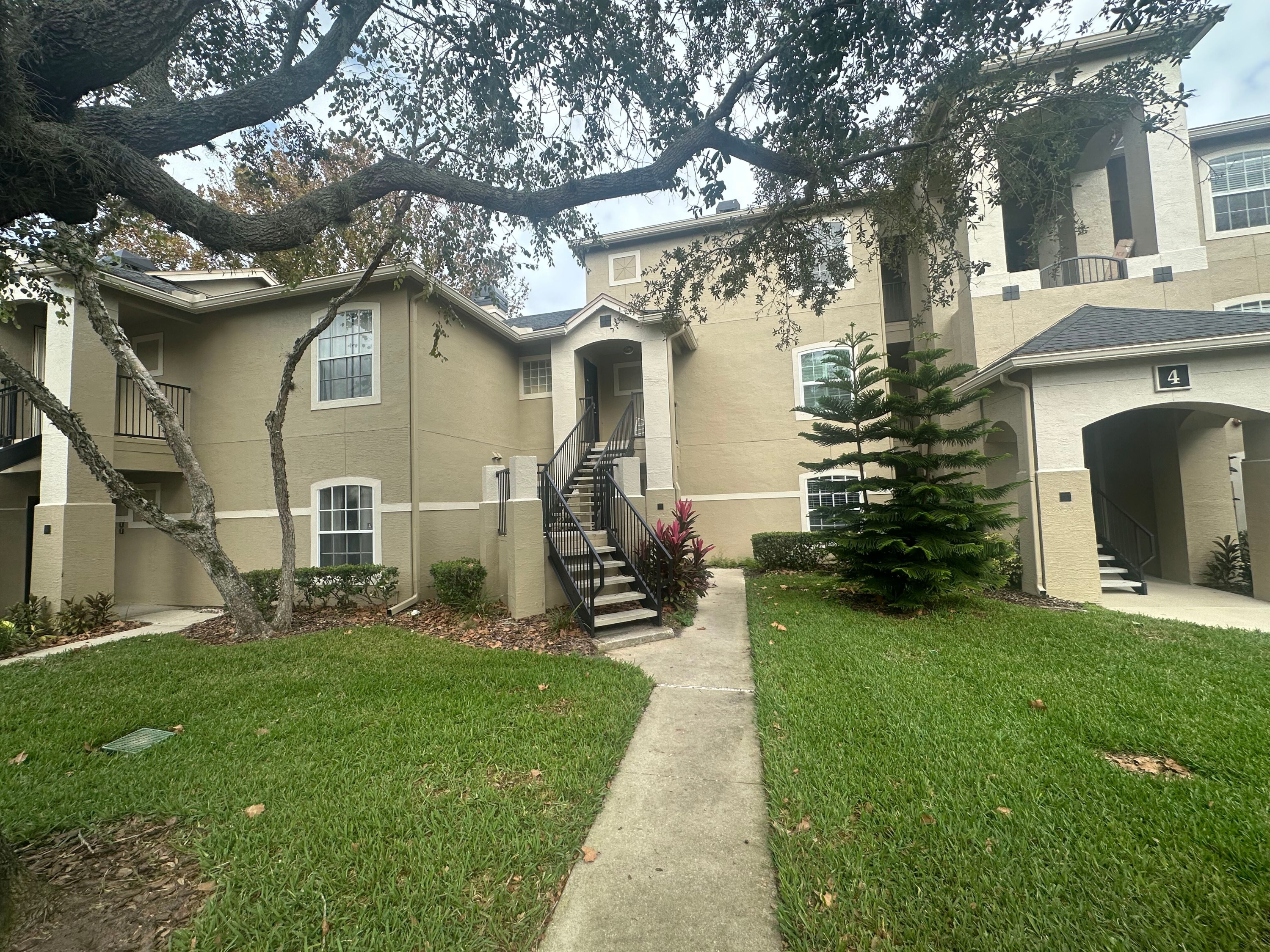 1701 The Greens Way - 1